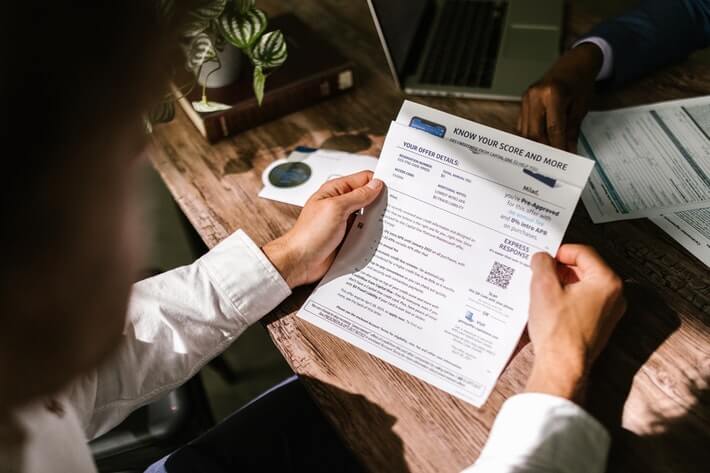 Does an Overdraft Affect Your Credit Score?